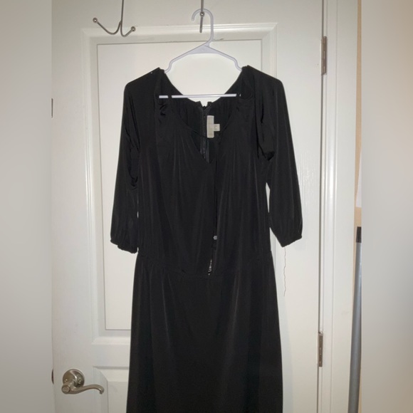 Plus Size Dress - Picture 5 of 7